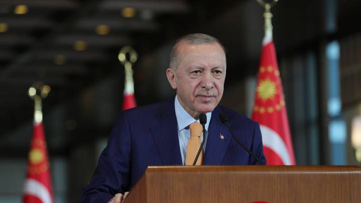 أردوغان: تركيا تتقدّم نحو تحقيق أهدافها في وقت يهتزّ فيه الاقتصاد العالمي