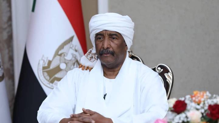 “الوضع عصيب”.. البرهان يتعهد بانتخابات حرة وعدم انزلاق السودان إلى الفوضى