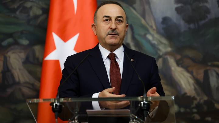 وزير خارجية تركيا: روسيا وأوكرانيا اقتربتا من الاتفاق على مسائل أساسية